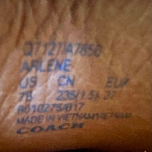 NEW Women’s Arlene Coach Moccasin Loafer, Tan, Size US 7. - Picture 14 of 15